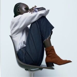 Zara NWT suede leather cowboy western ankle boots heels, Size 39(8)